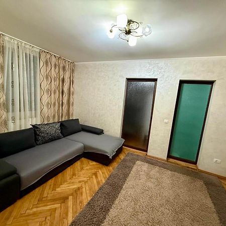 Zen Apartment Galaţi Exteriör bild